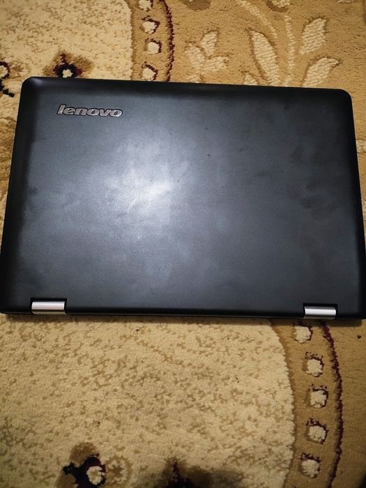 Notebook Lenova Sotiladi xolati yangidek