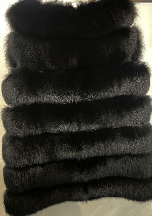 Черен елек от лисица