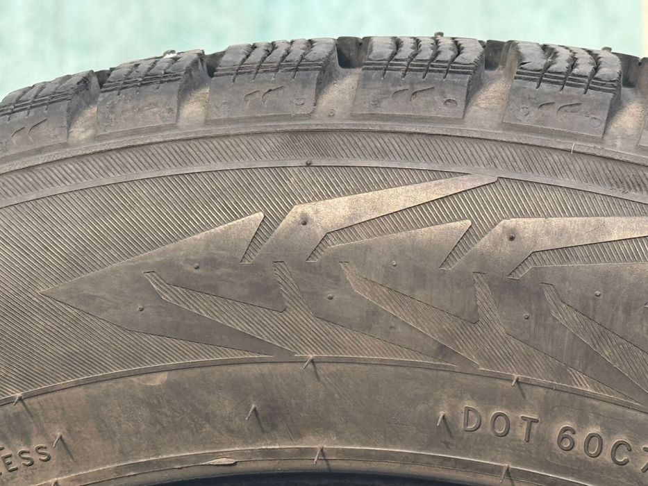 Продам зимние шины