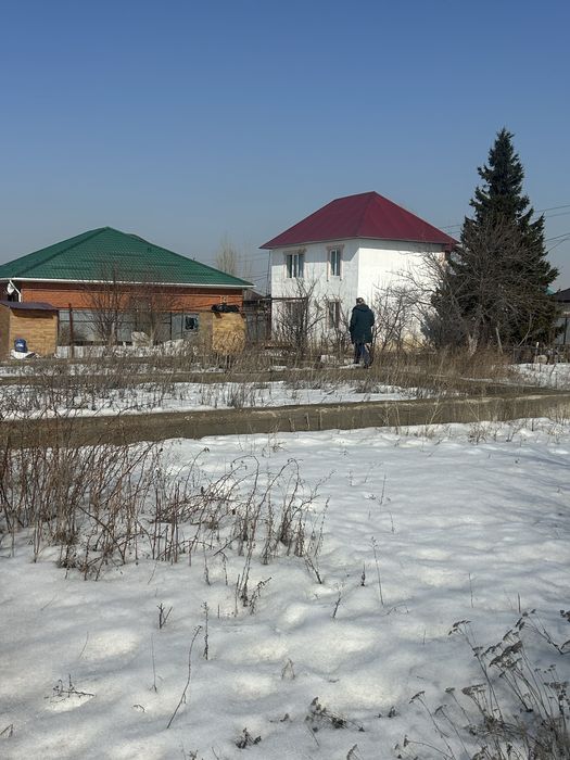 Продам участок под строительство