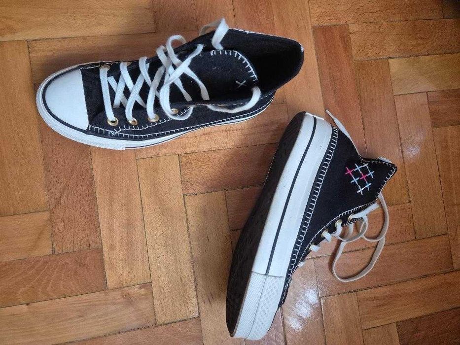 Converse All Star, marime 37, aproape noi