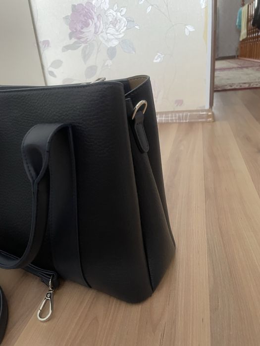 Срочно продам сумку