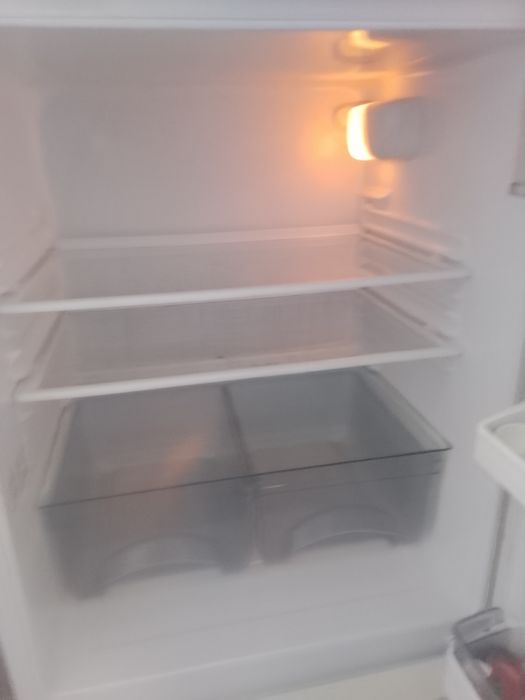 Продам холодильник Атлант