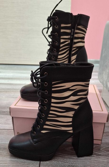 Черни боти от еко кожа