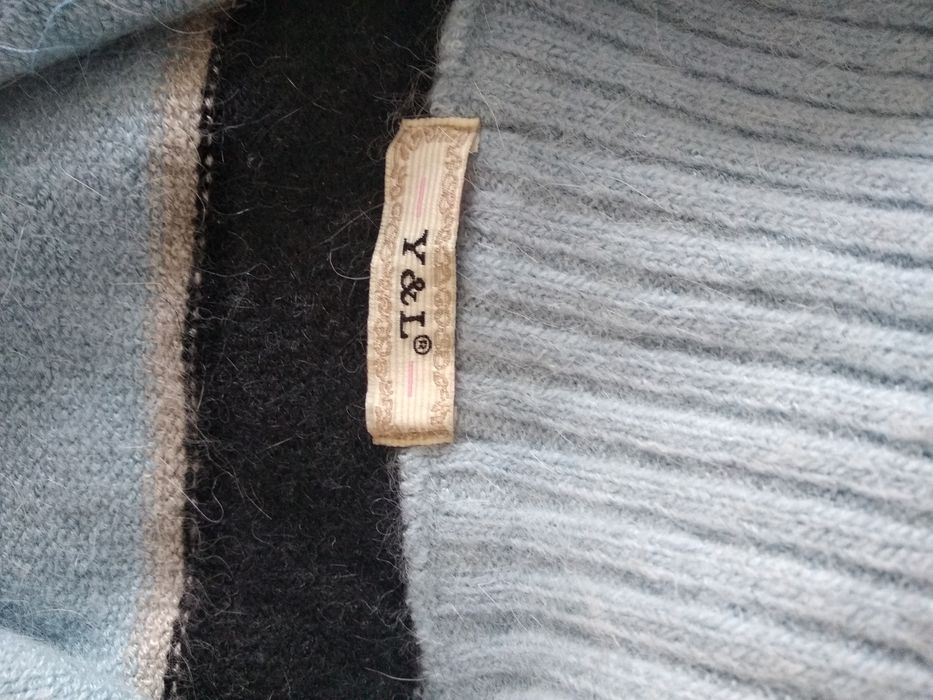 Продам детскую кофту