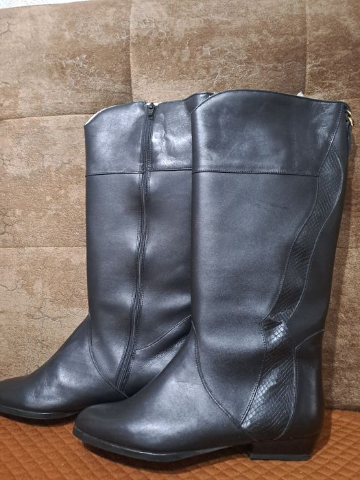 Продаются сапоги женские тёплые. 37размер