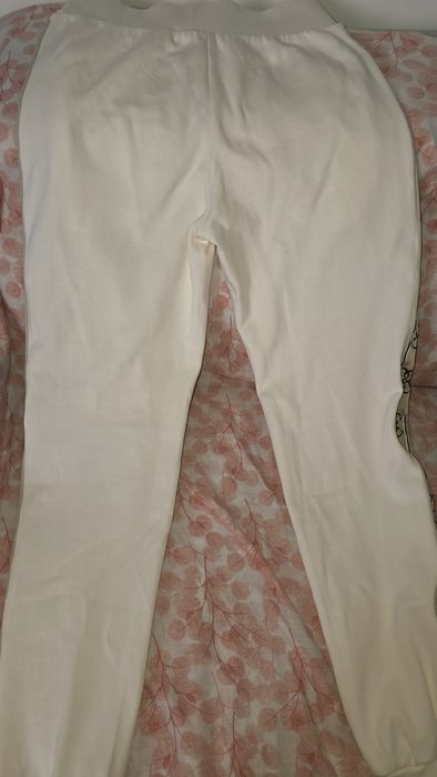 Guess дамски спортен панталон, размер М.