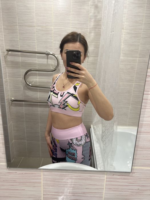 Костюмы для фитнес зала 42-44р