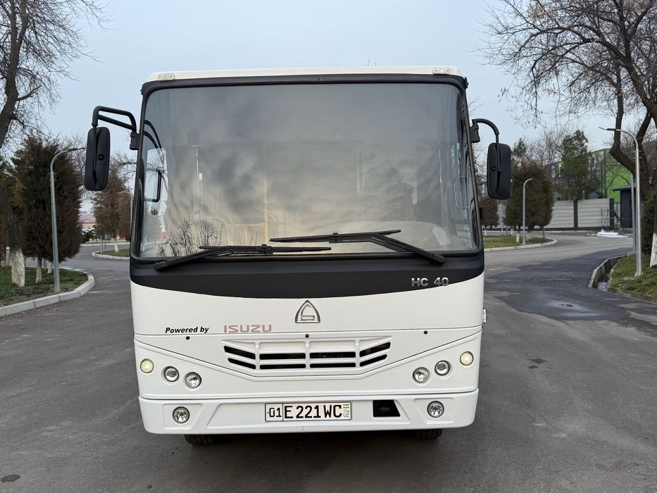 NP 40 isuzu avtobus  sotiladi