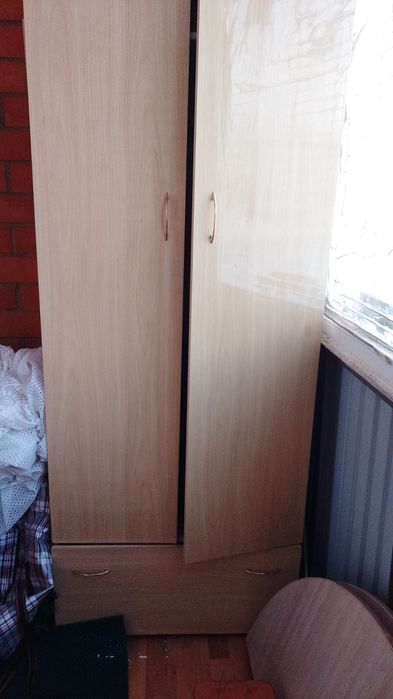 Продам  шкаф 2.20/80