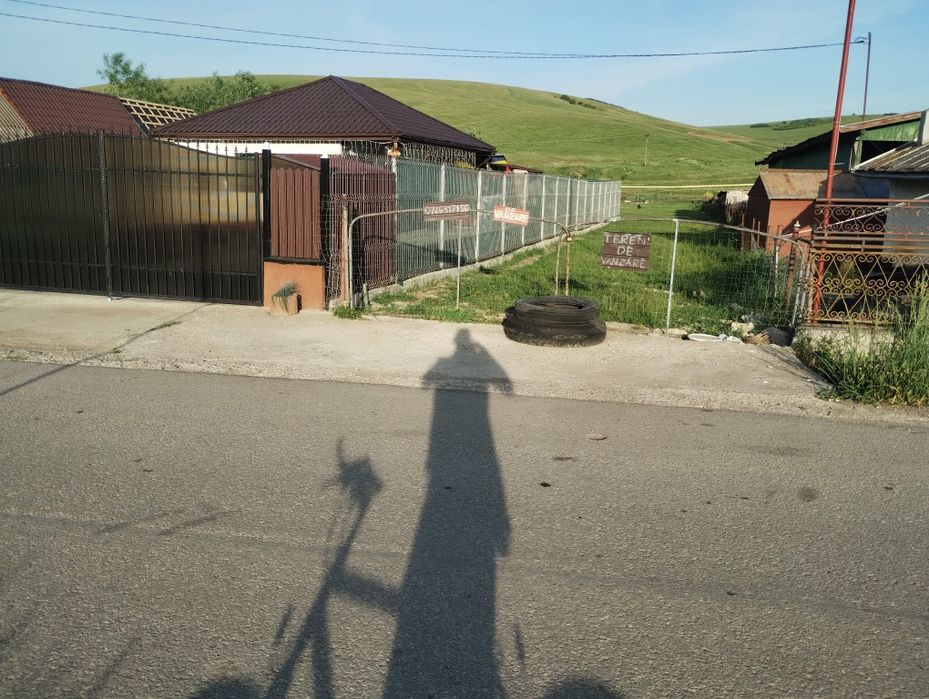 Teren intravilan Dezmir