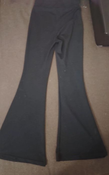 Дълъг черен чарлстон s но става и за m