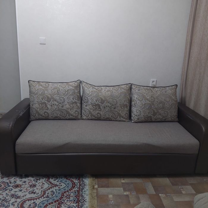 Продается диван в
