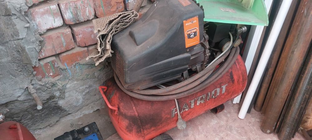 Продам компрессор сварка, болгарка, дрель.