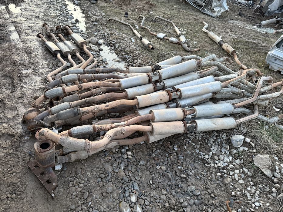 Глушитель матор каробка запчасть