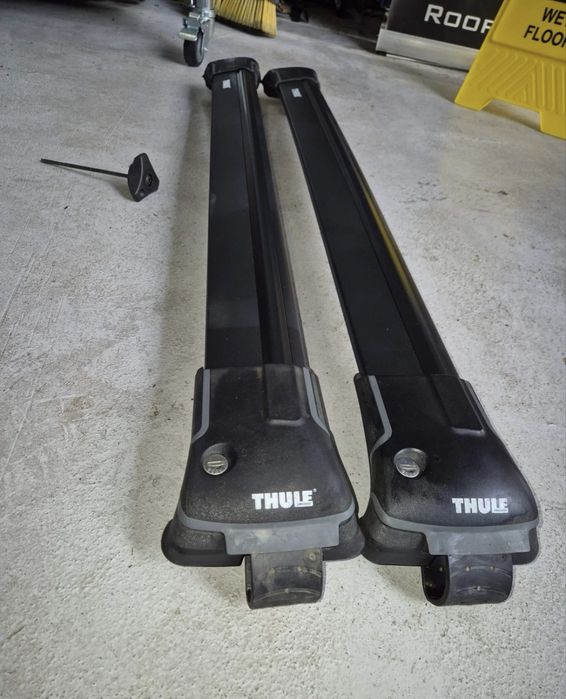 Thule WingBar EDGE 9584 Railed second-hand