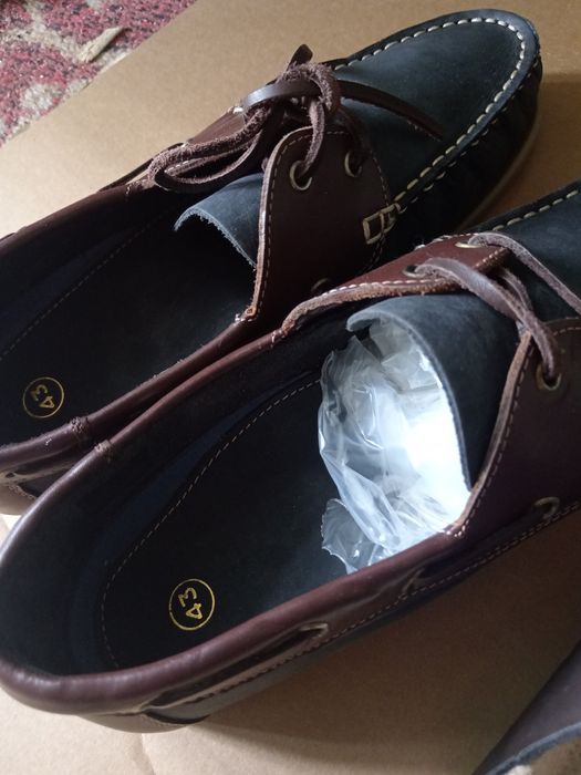 Vând papuci piele  și mocasini Nr. 43