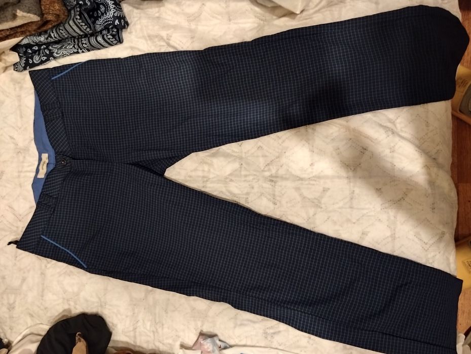 Брюки все в отличном состоянии