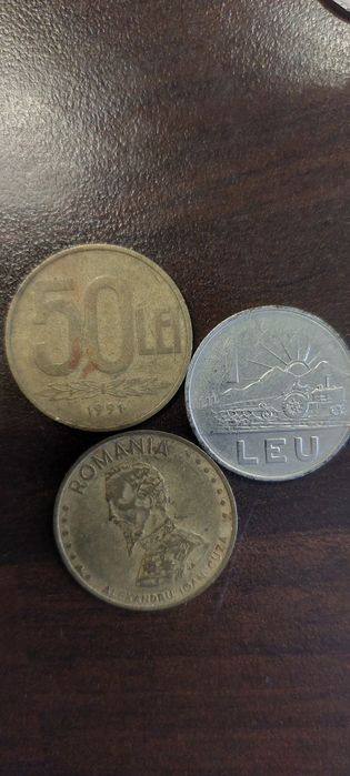 Vând monede de colecție