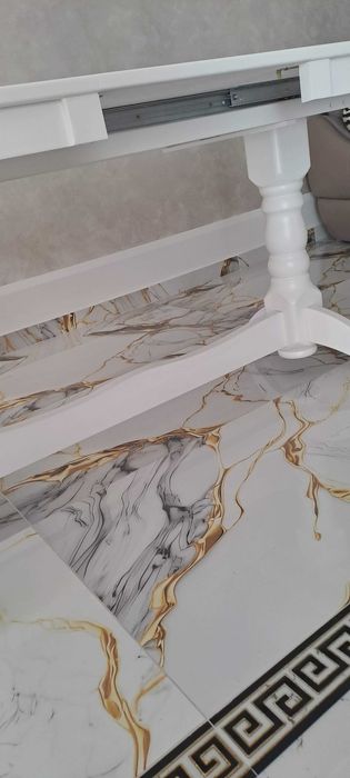 Masă pentru salon sau bucătărie