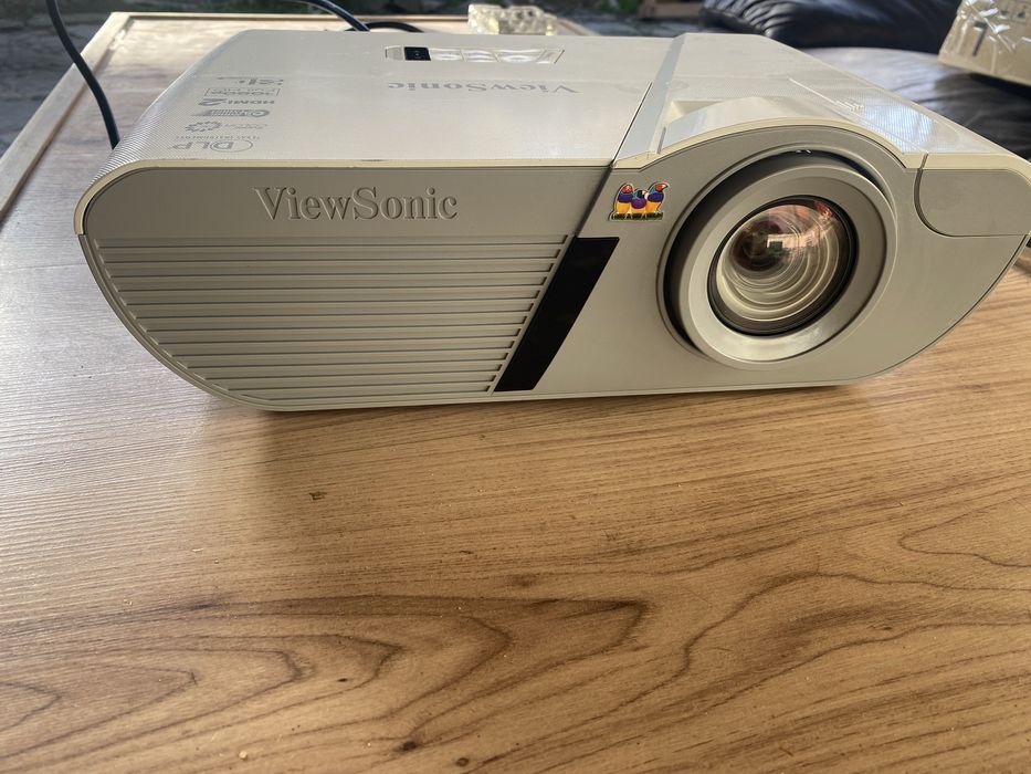 Проектор ViewSonic PJD5353LS Краткофокусен DLP Проектор