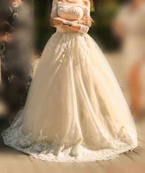 Свадебное платье