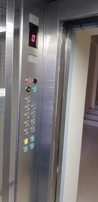 Продава се Тристаен апартамент в Асеновград - 122 кв.м за 820 €/кв.м - Снимка #14