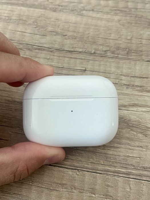 Кейс Apple Airpods Pro 2 Gen Оригинал без наушников