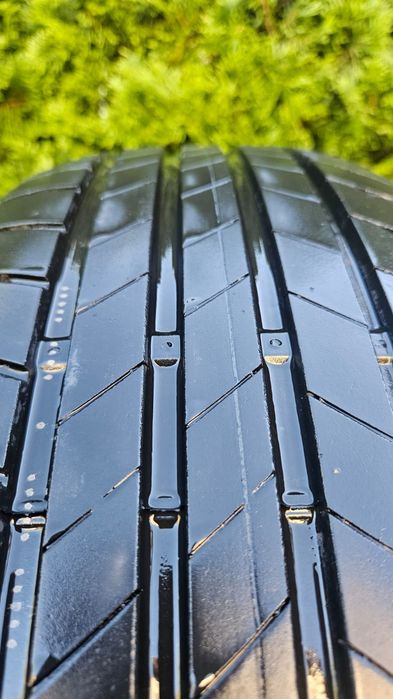Anvelope Bridgestone 215/60 R 17