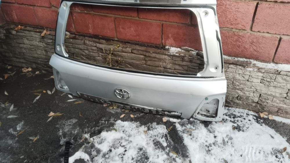 Тойота ланд крузер 200