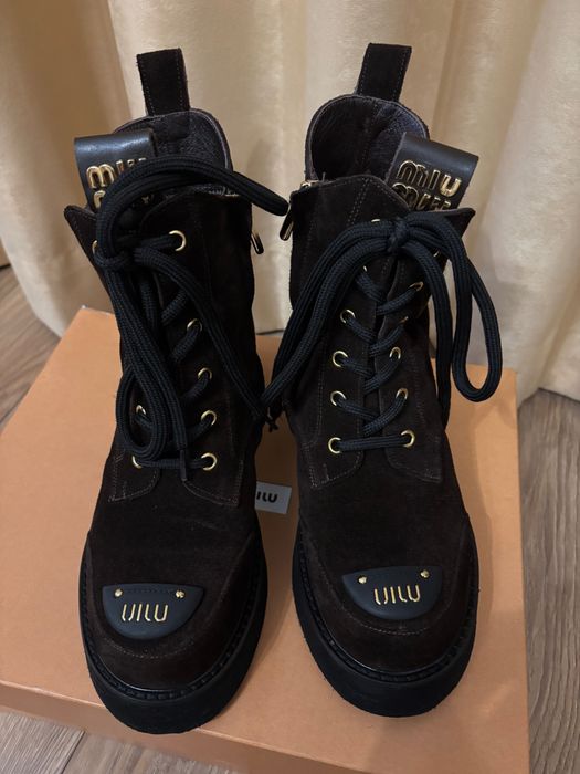 Боти Miu Miu естествен велур р-р 36