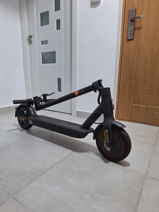 Vand trotineta electrica