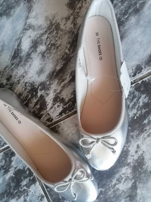 Balerini argintii, noi