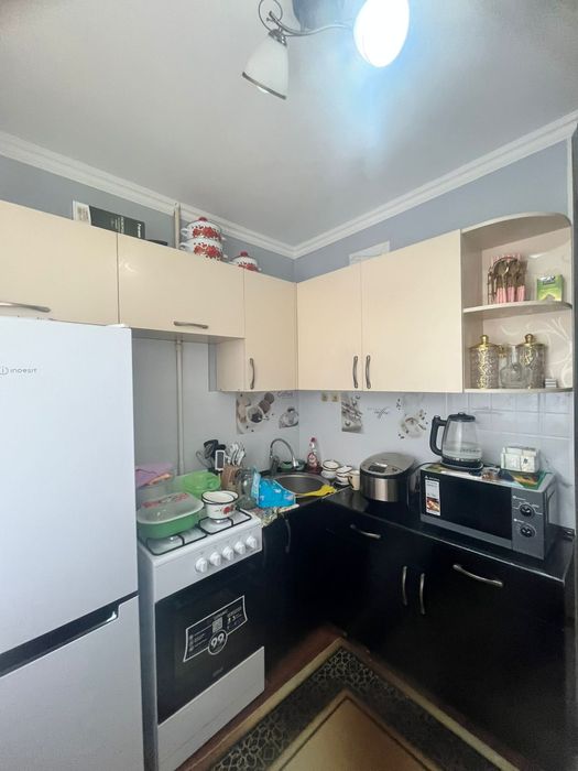 Кухный мебель ..