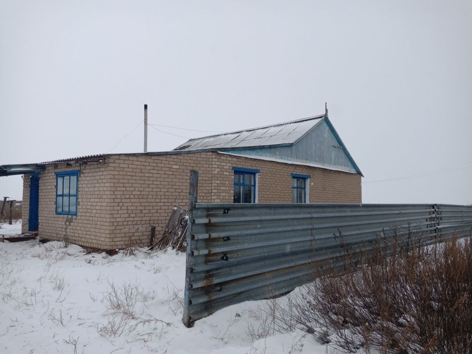 Продам 2 дома шпальный