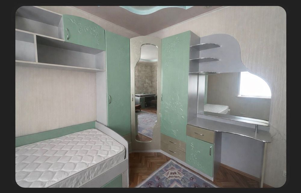 Продам детский спальный гарнитур