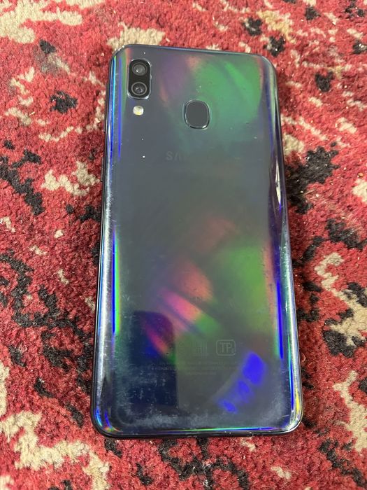Samsung A40 64gb