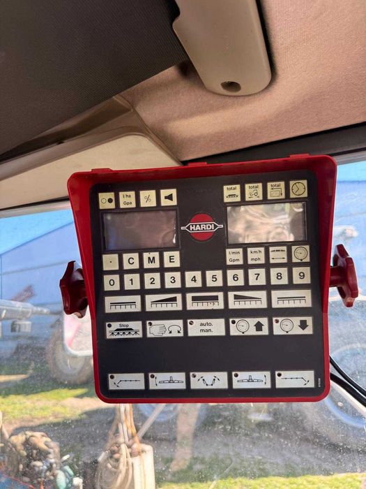 Masina erbicidat MET Hardi