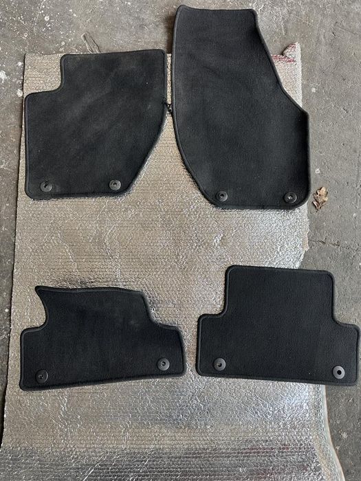 Set de presuri covoroase Volvo V40 31292276