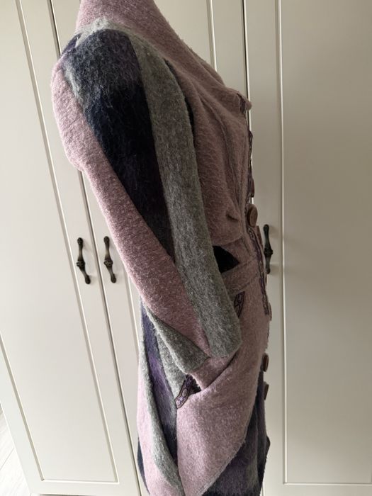 Cardigan din lana . Marimea S