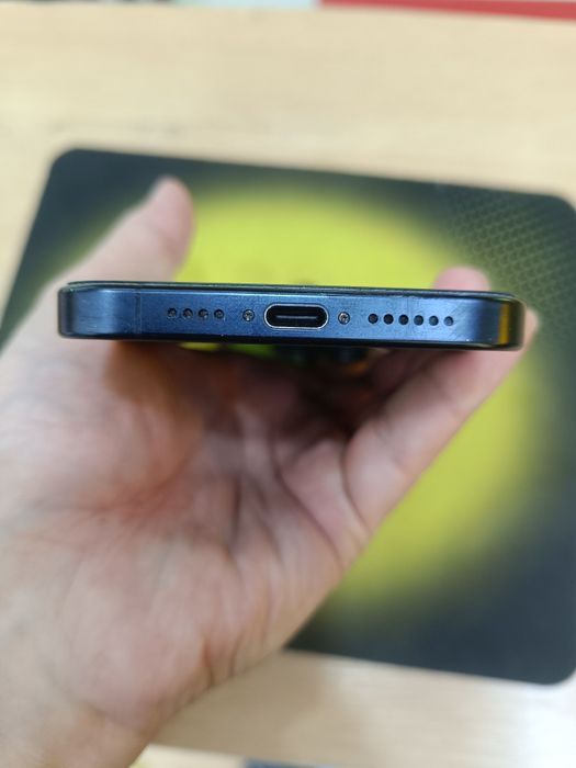 Продам iPhone 15pro Max  512gb