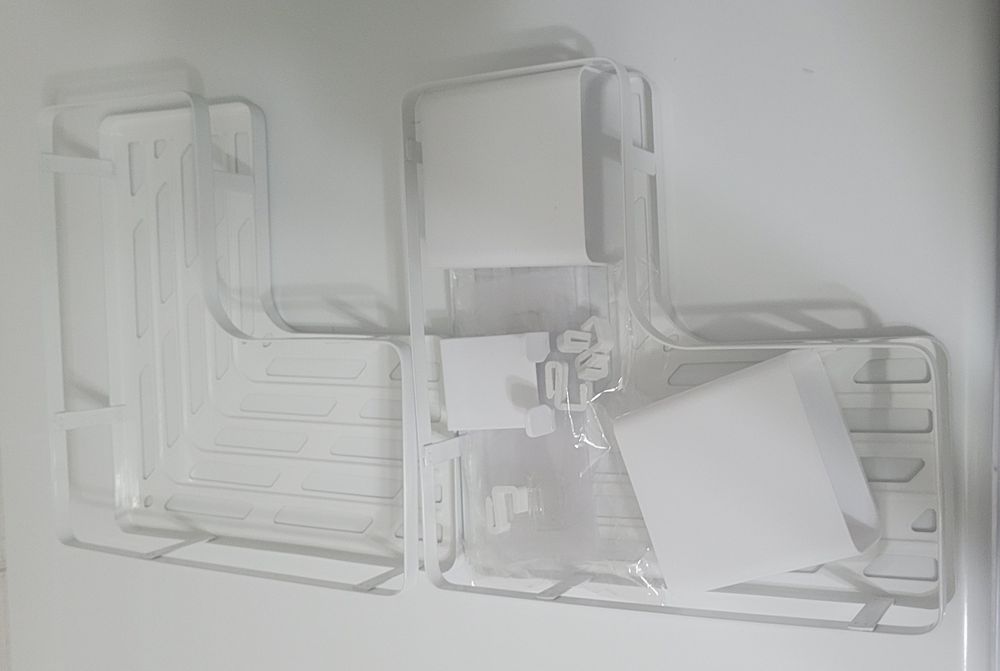 Угольник для ванный комнаты