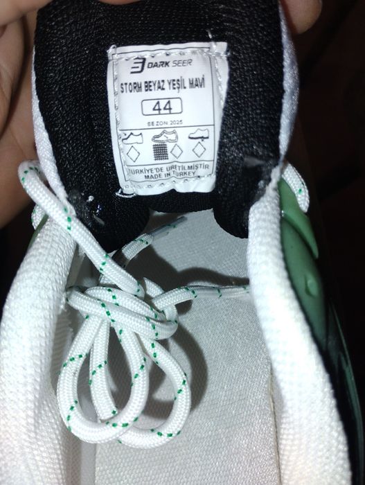 Маратонки 44номер