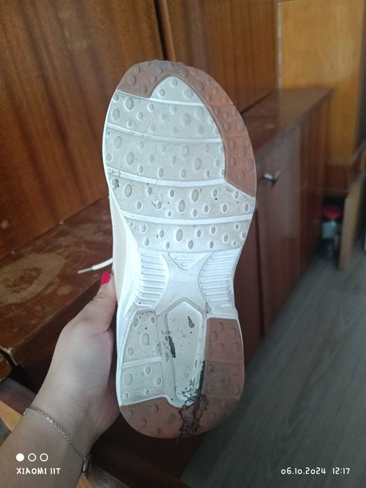 Маратонки 36 номер