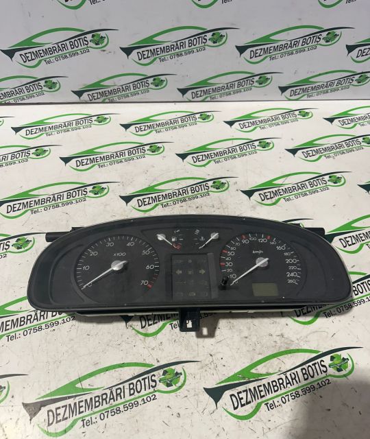 Ceasuri bord 8200218861 8200218861 Renault Laguna a 2-a generatie