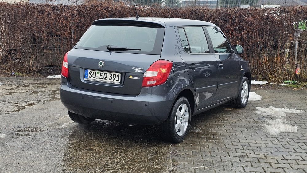 Skoda fabia facelift 2010benzina