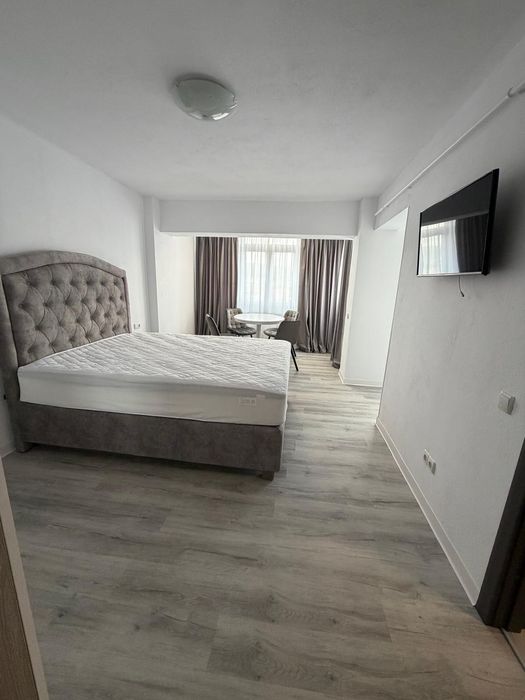 Studio ultracentral Rm. Vâlcea | renovat complet | mobilat nou | investiție