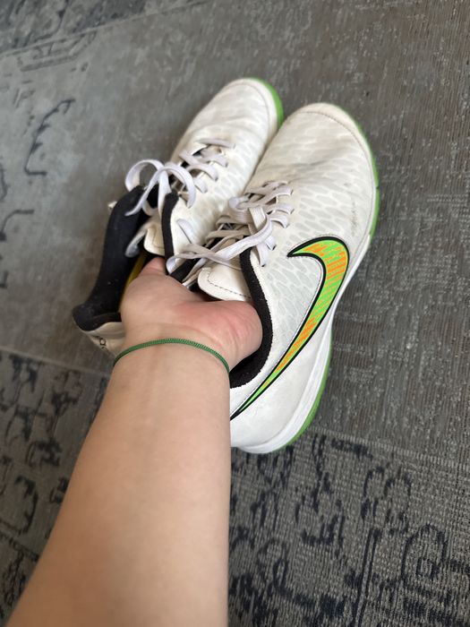 Кроссовки nike размер 37.5