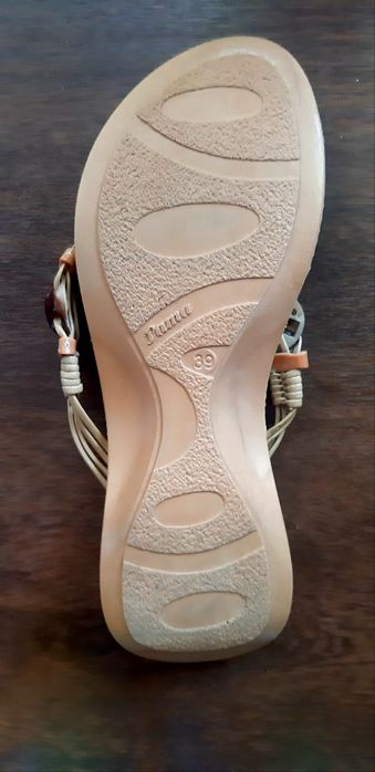 Босоножки. Сабо. 39 р. Новые. Иран.