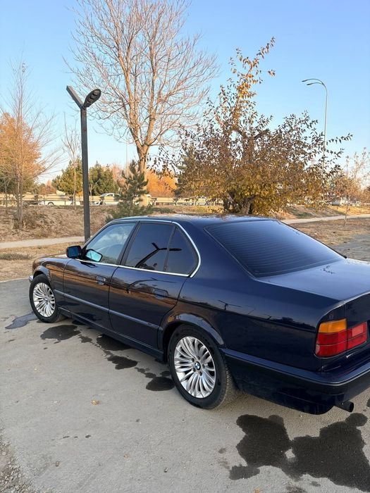 Продаю свою bmw e34